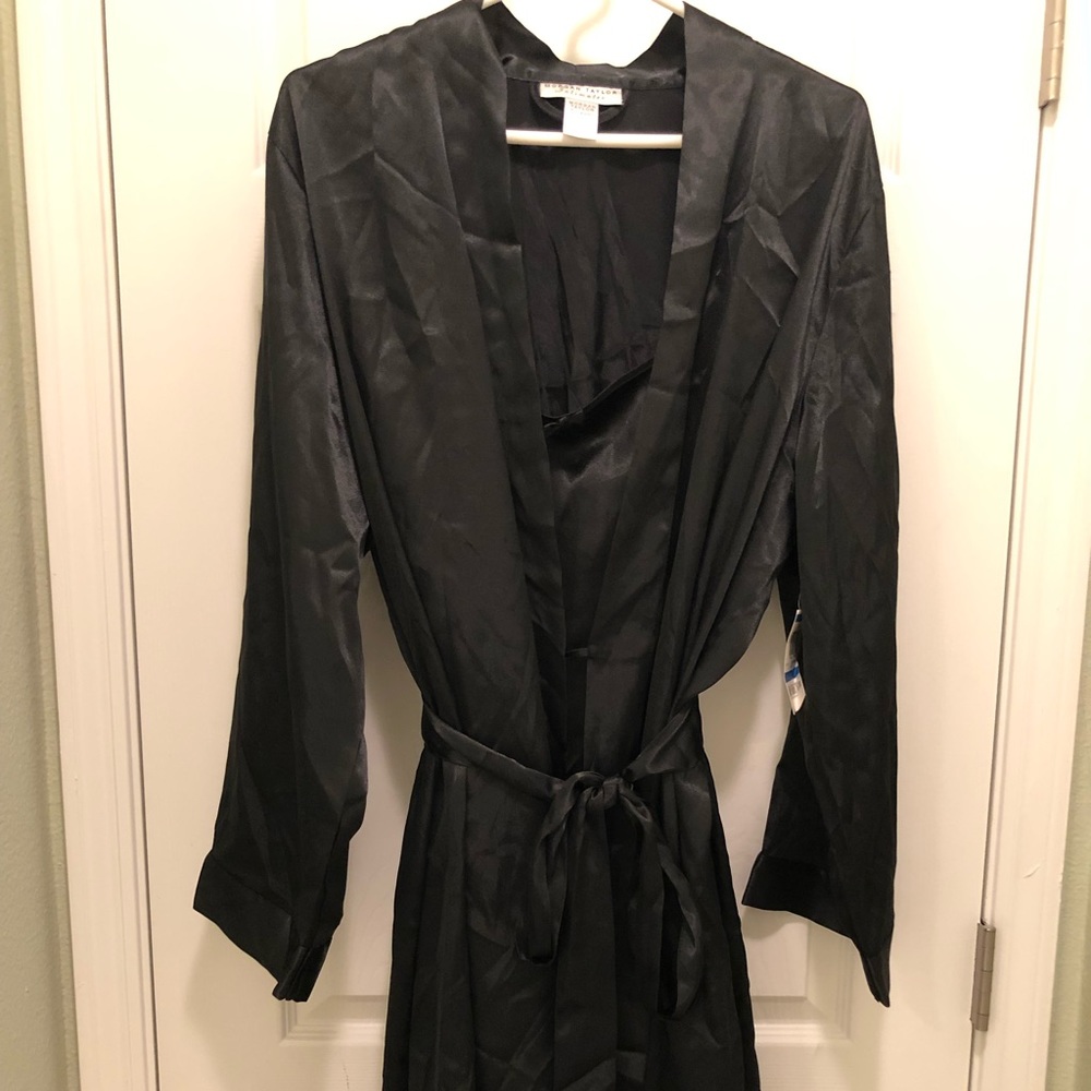 NWT Morgan Taylor Satin Nightgown & Robe Set